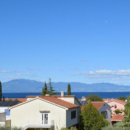 Apartments Pavic Malinska Esterno foto