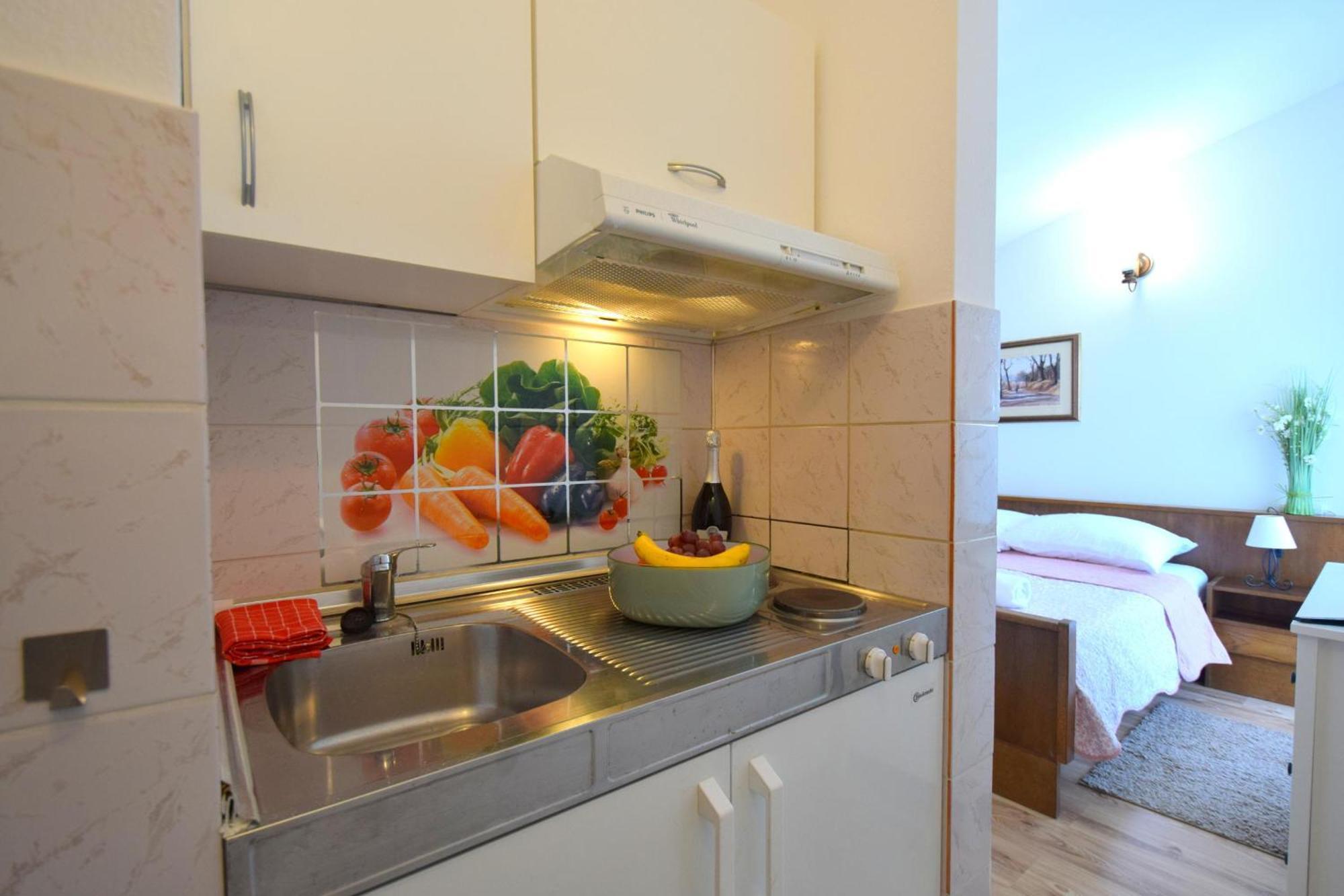 Apartments Pavic Malinska Esterno foto
