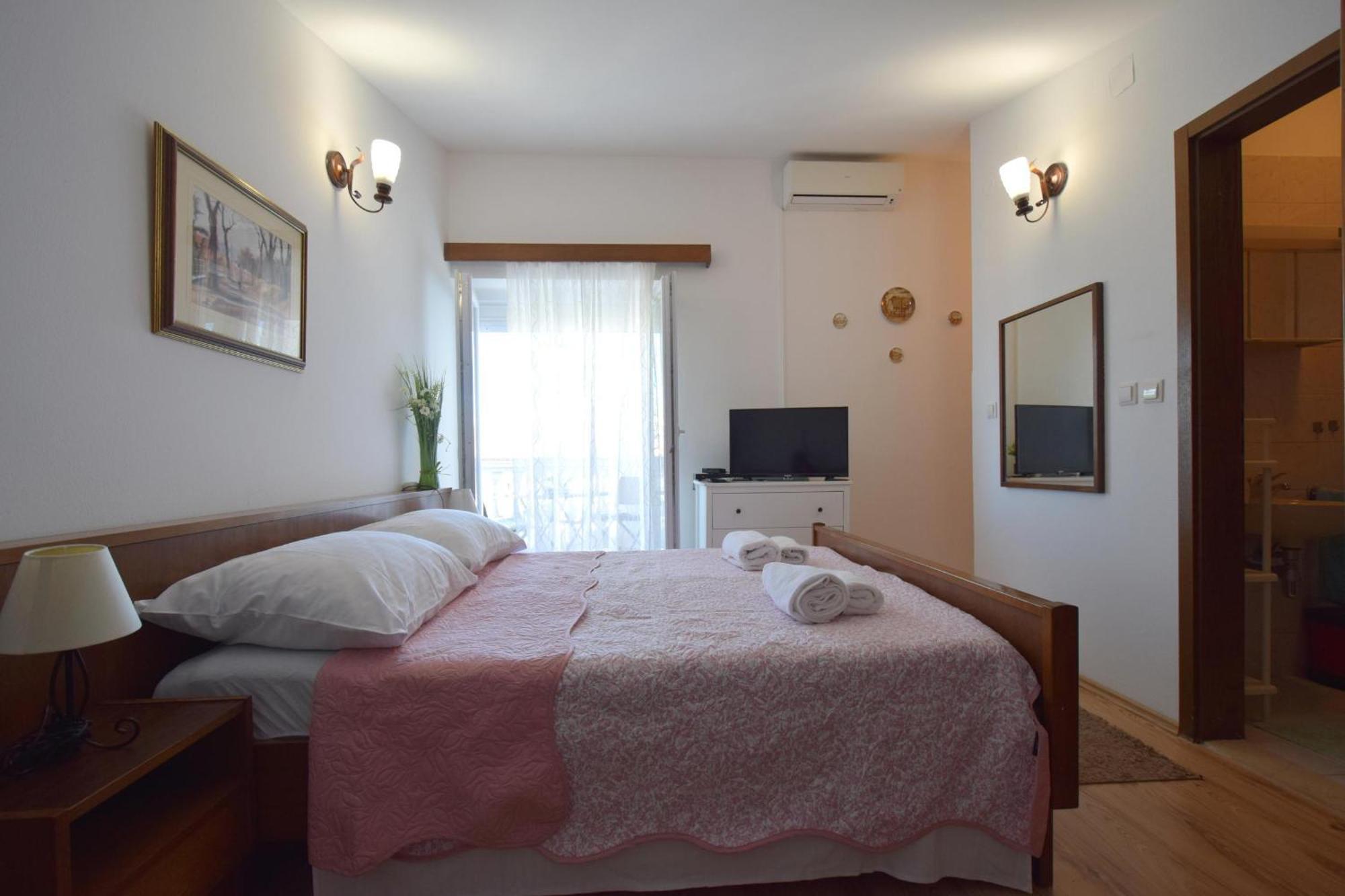 Apartments Pavic Malinska Esterno foto